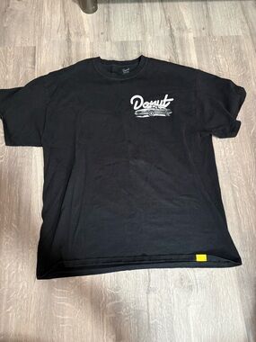 Donut Black Graphic Crewneck T-Shirt size xl